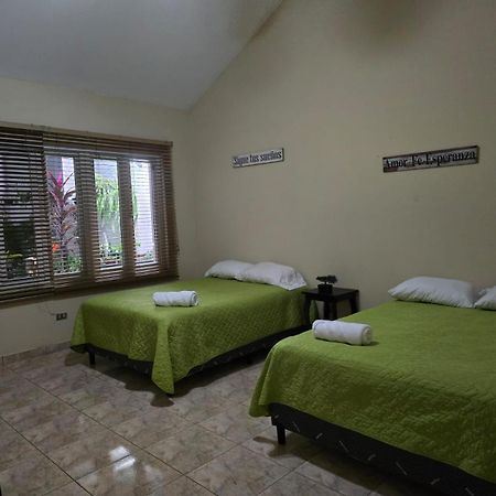 Hostal Casa Luna Santa Ana Extérieur photo