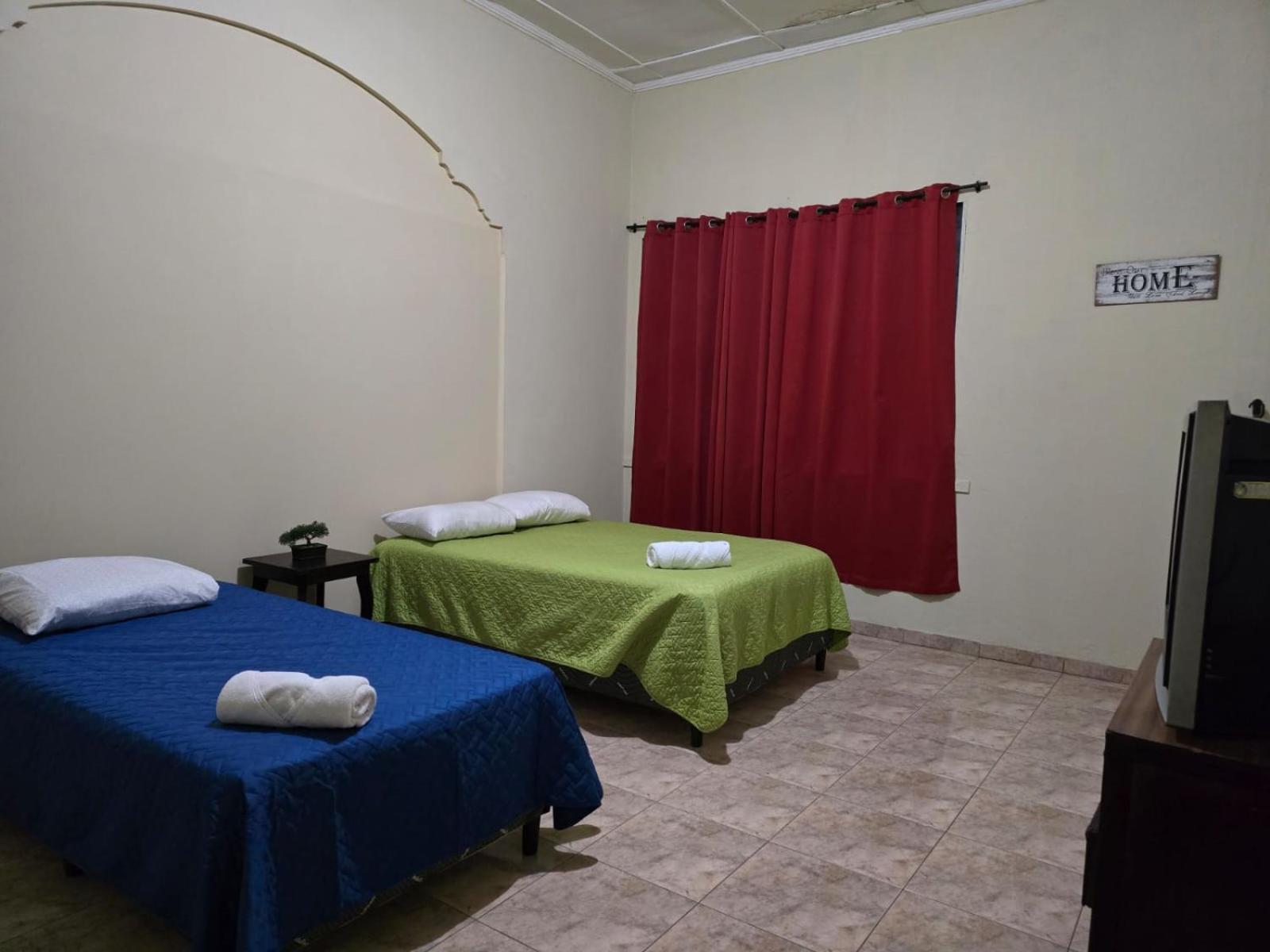 Hostal Casa Luna Santa Ana Extérieur photo