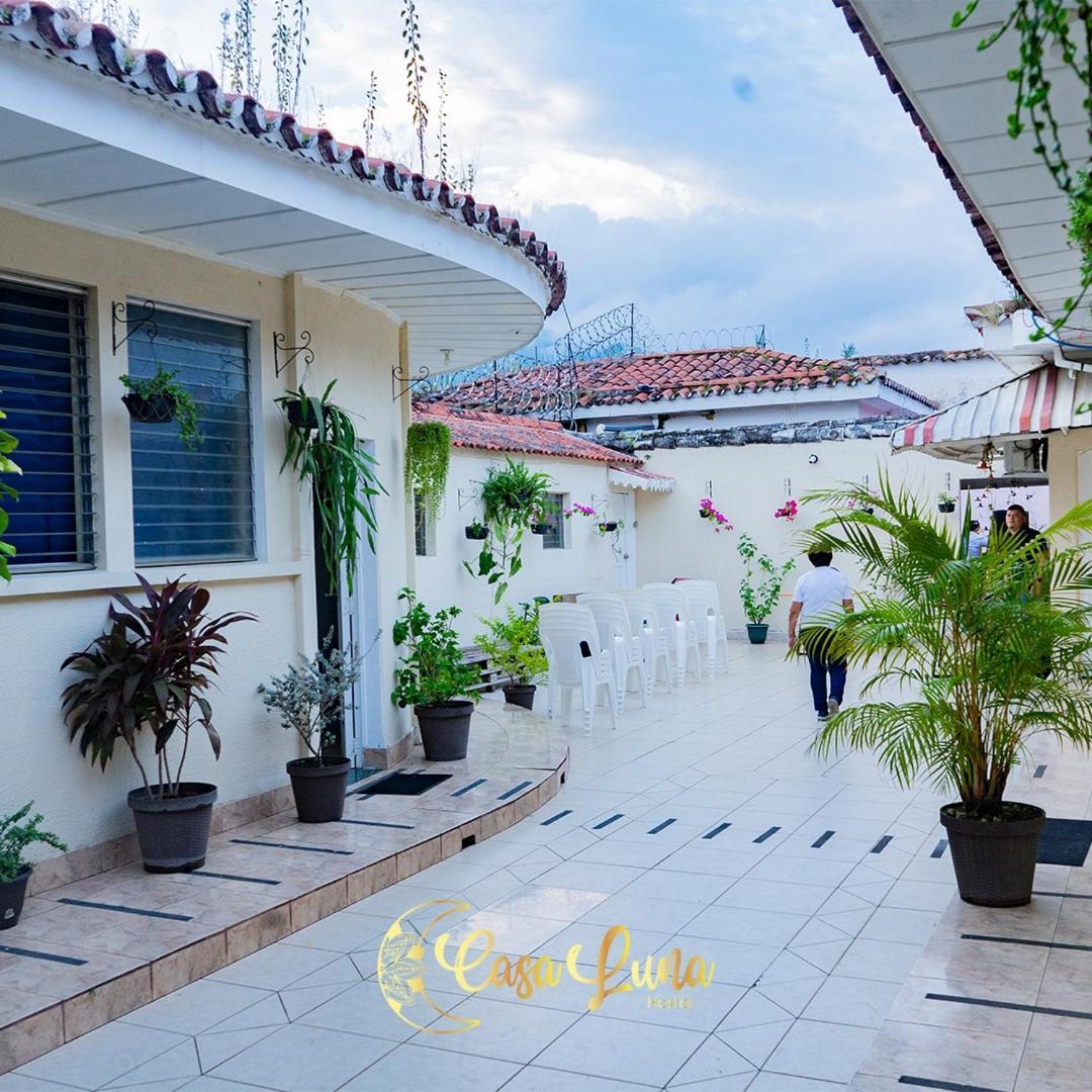 Hostal Casa Luna Santa Ana Extérieur photo